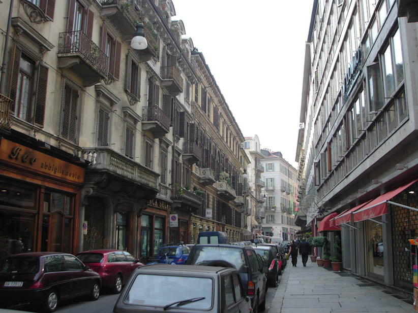 �C�^���A�g���m